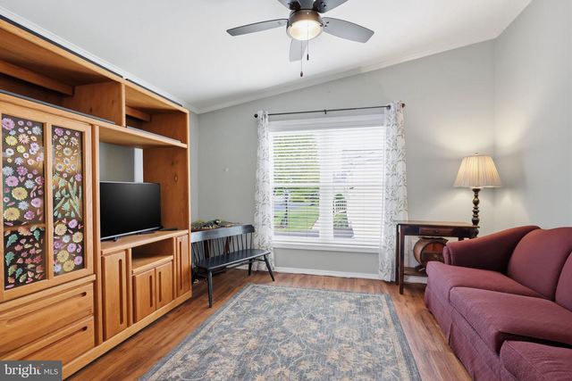 246 THRUSH CIR, New Hope, PA 18938