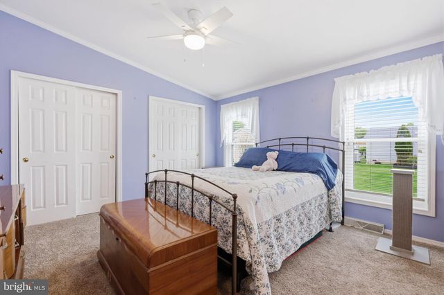 246 THRUSH CIR, New Hope, PA 18938