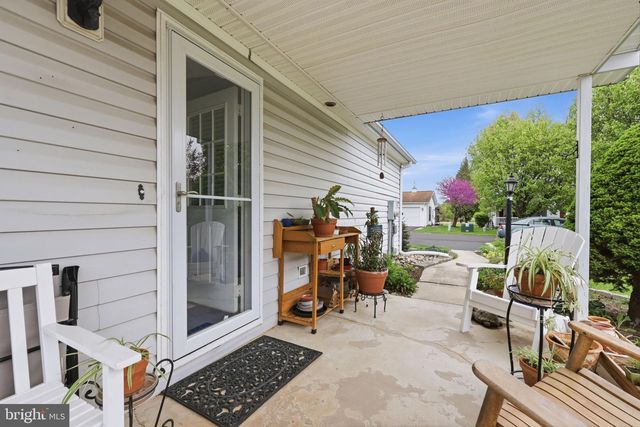 246 THRUSH CIR, New Hope, PA 18938