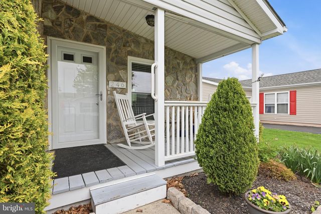 246 THRUSH CIR, New Hope, PA 18938