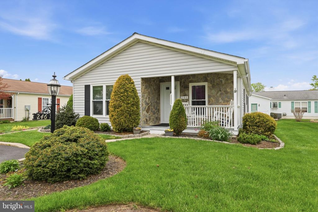 246 THRUSH CIR, New Hope, PA 18938