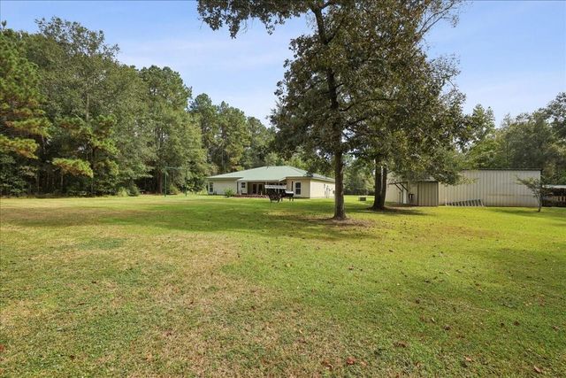 11780 N State Hwy 62, Buna, TX 77612