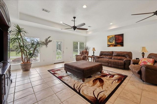 11780 N State Hwy 62, Buna, TX 77612