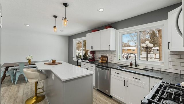 730 Lee Avenue SE, Cokato, MN 55321