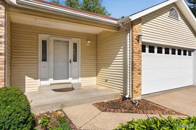 918 Blake Court, St Peters, MO 63376