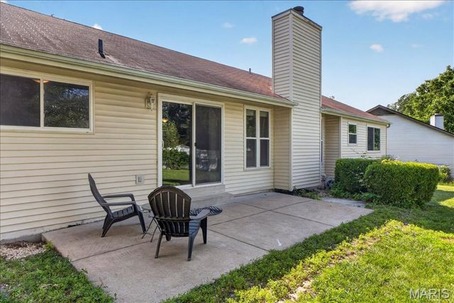 918 Blake Court, St Peters, MO 63376