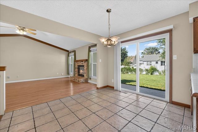 918 Blake Court, St Peters, MO 63376