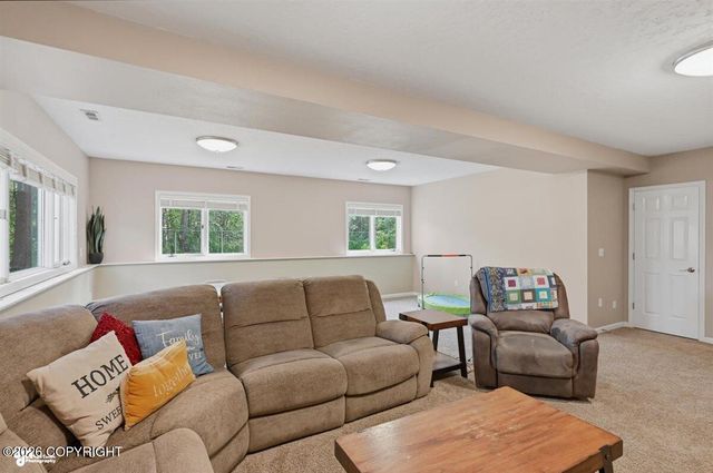 8880 E Lexington Street, Palmer, AK 99645