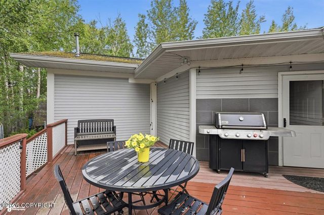 8880 E Lexington Street, Palmer, AK 99645