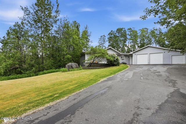 8880 E Lexington Street, Palmer, AK 99645
