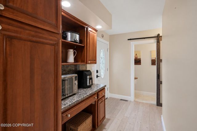 8880 E Lexington Street, Palmer, AK 99645