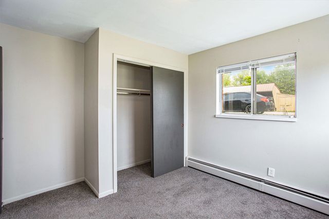 168 Valley Vista Drive Se, Lowell City, MI 49331