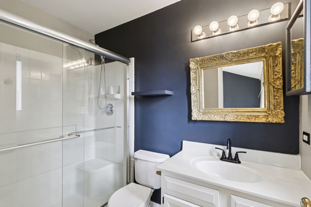 257 Indian Ridge Lane SE, Lake Villa, IL 60046