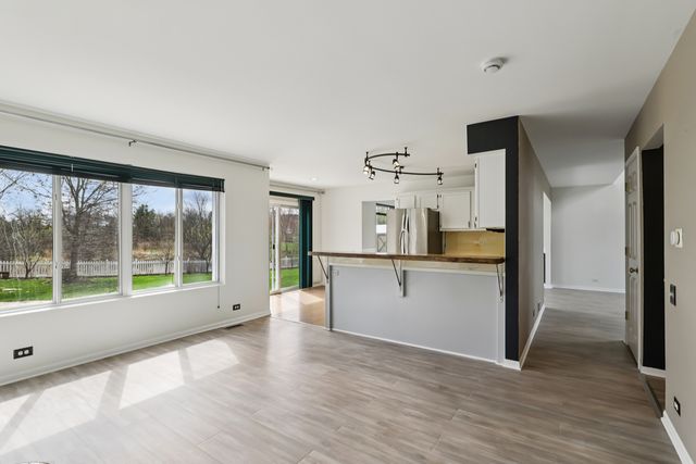 257 Indian Ridge Lane SE, Lake Villa, IL 60046