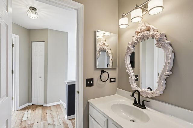 257 Indian Ridge Lane SE, Lake Villa, IL 60046