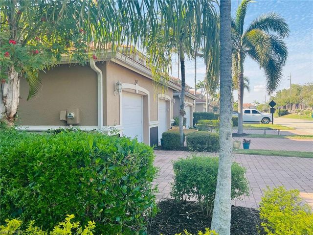 9620 Roundstone CIR, Fort Myers, FL 33967