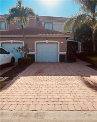 9620 Roundstone CIR, Fort Myers, FL 33967