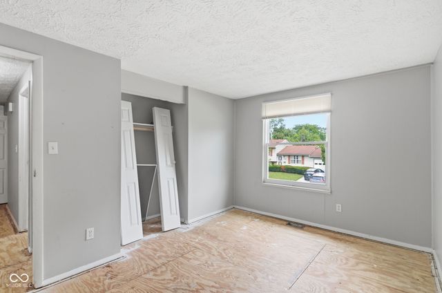 8041 E 34th Street, Indianapolis, IN 46226