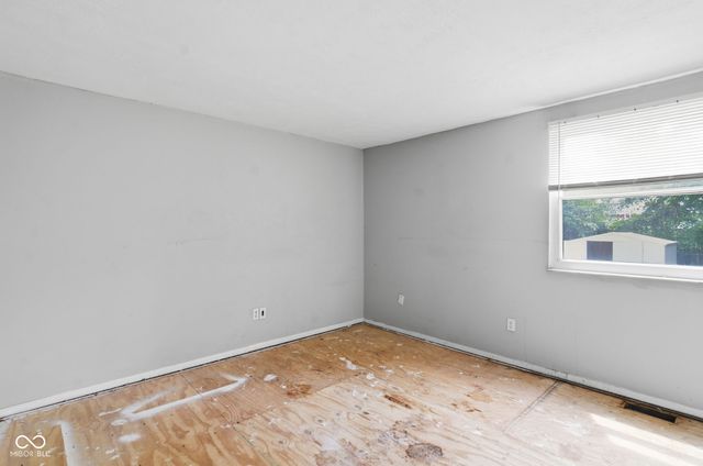 8041 E 34th Street, Indianapolis, IN 46226