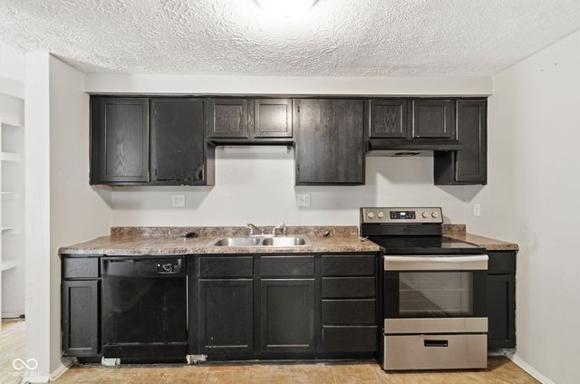 8041 E 34th Street, Indianapolis, IN 46226