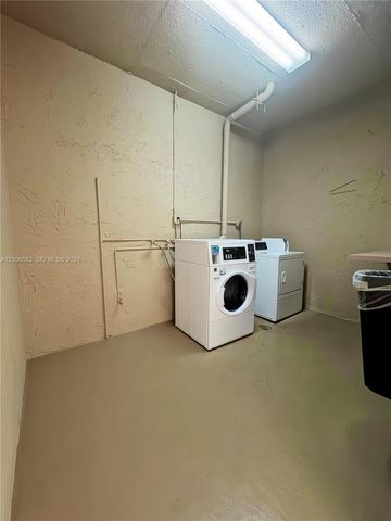 7860 Camino Real 412 412, Miami, FL 33143