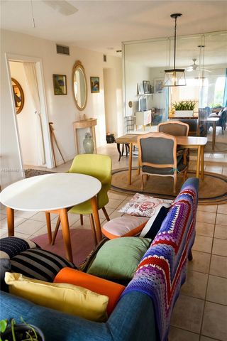 7860 Camino Real 412 412, Miami, FL 33143