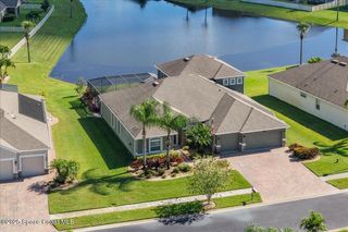 560 Easton Forest Circle SE, Palm Bay, FL 32909