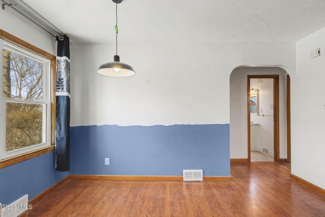 36 Marion Boulevard, Glenville, NY 12302