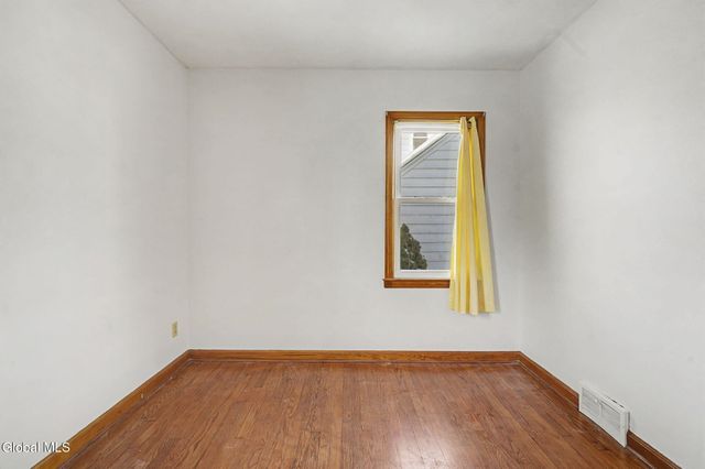 36 Marion Boulevard, Glenville, NY 12302