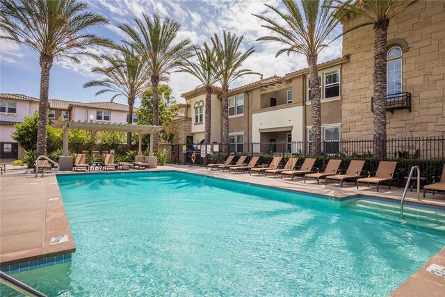 243 Riverdale Court 431, Camarillo, CA 93012