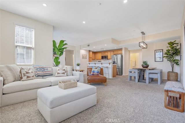 243 Riverdale Court 431, Camarillo, CA 93012