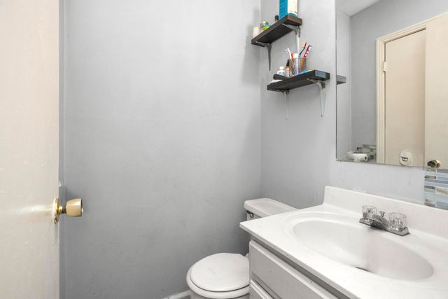 208 Leeshan Ct, Antioch, TN 37013