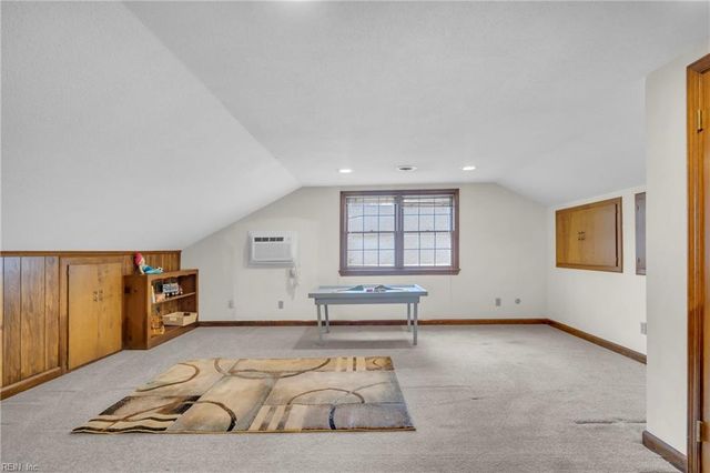 3208 Meadowbrook LN, Chesapeake, VA 23321