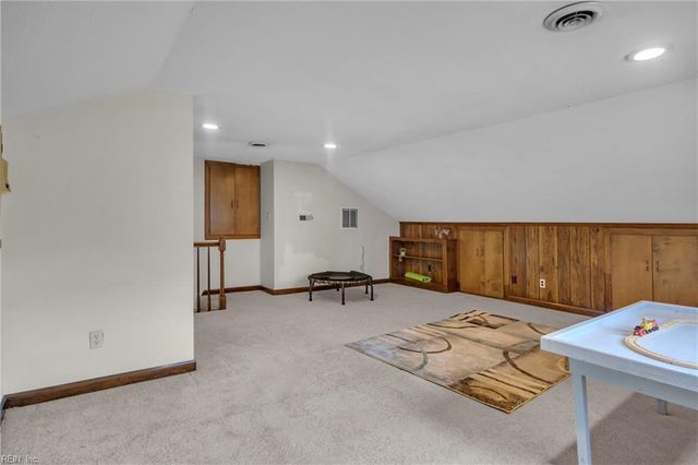 3208 Meadowbrook LN, Chesapeake, VA 23321