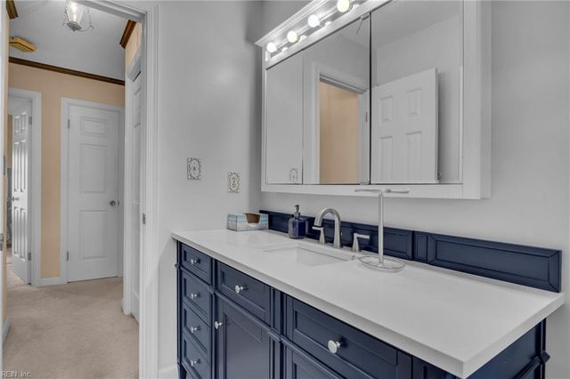 3208 Meadowbrook LN, Chesapeake, VA 23321