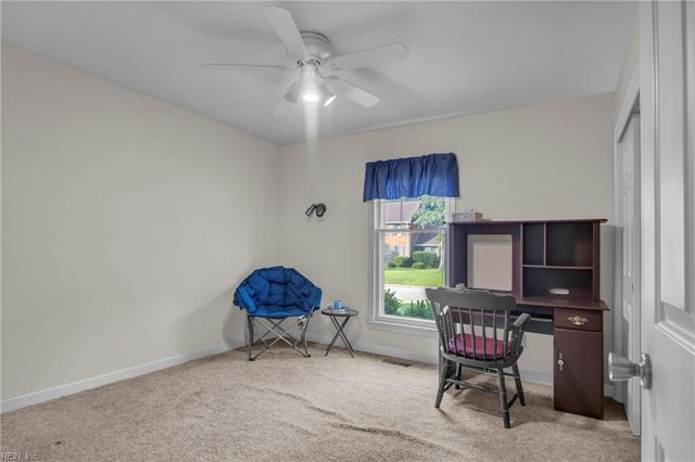 3208 Meadowbrook LN, Chesapeake, VA 23321