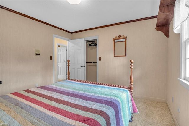 3208 Meadowbrook LN, Chesapeake, VA 23321