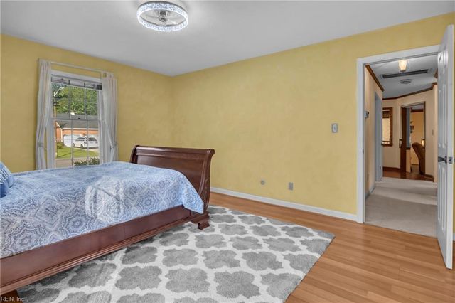 3208 Meadowbrook LN, Chesapeake, VA 23321