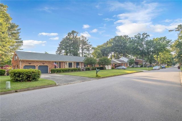 3208 Meadowbrook LN, Chesapeake, VA 23321