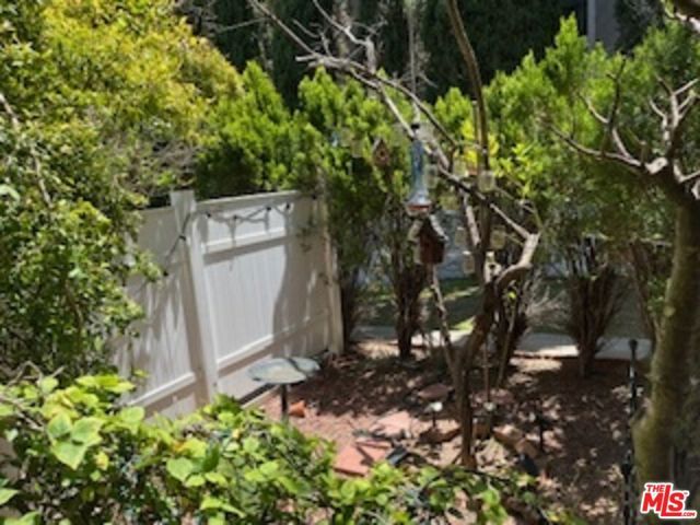 1725 Malcolm Avenue, Los Angeles, CA 90024