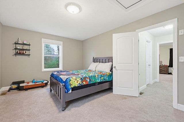 16 I Capen Road, Spencer, MA 01562