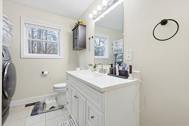 16 I Capen Road, Spencer, MA 01562