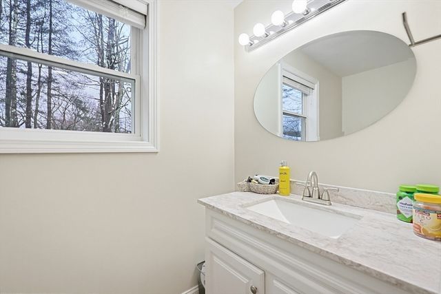 16 I Capen Road, Spencer, MA 01562