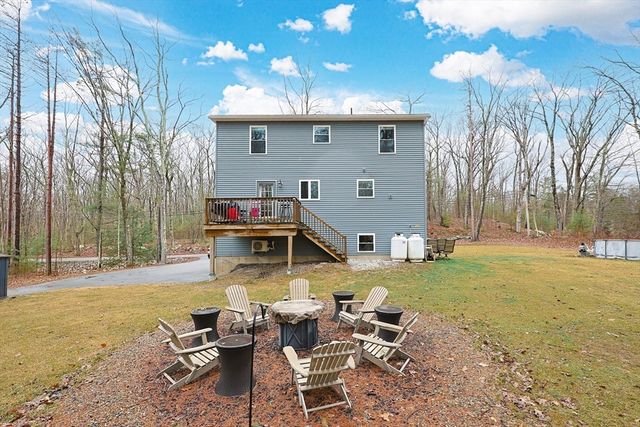 16 I Capen Road, Spencer, MA 01562