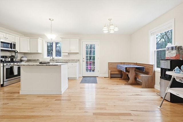 16 I Capen Road, Spencer, MA 01562