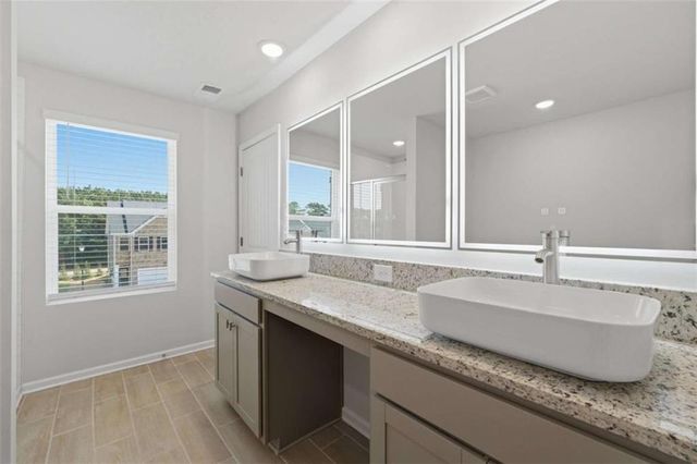 3643 PARKWAY JAMES Drive, Snellville, GA 30039
