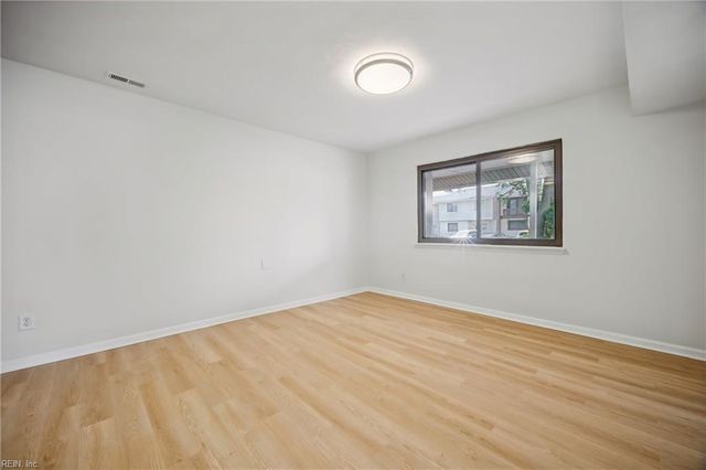 4184 Thistle CIR, Virginia Beach, VA 23462