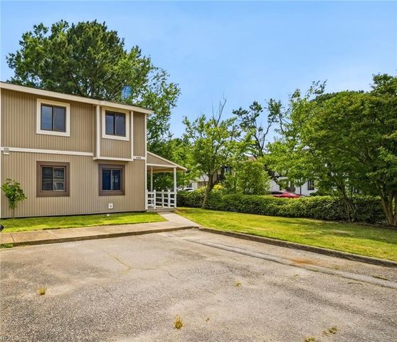 4184 Thistle CIR, Virginia Beach, VA 23462