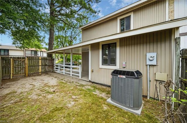 4184 Thistle CIR, Virginia Beach, VA 23462