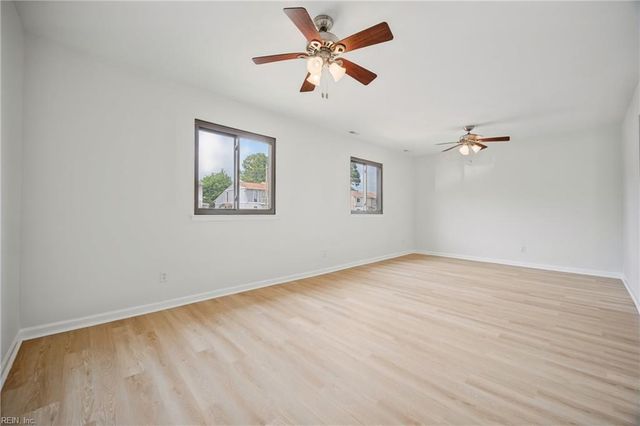 4184 Thistle CIR, Virginia Beach, VA 23462